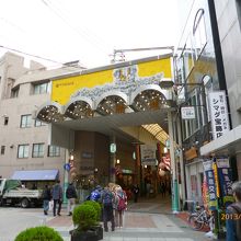 博多キャナルシティ側からの入り口