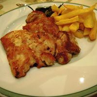 レストランのディナー