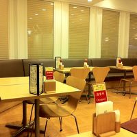 夕食バイキング会場