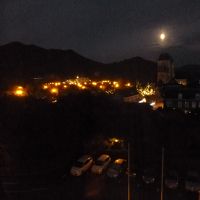 部屋窓からの景色（夜）