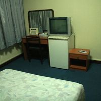 床にアイロンを落とした跡が(笑)