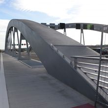 世界遺産登録取り消しの原因となった橋