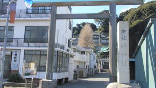 願いが叶うと有名ですが浦賀城跡でもあるので歴史ファンにもおすすめしたいです。