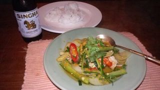 プーパッポンカリー美味しい