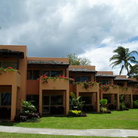 隣のシェラトンホテル。