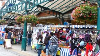 ものすごい店舗の数