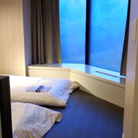 ベットルームは一段高くなってます