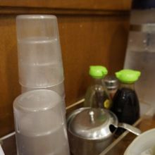 お水はセルフです