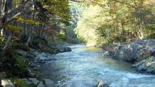 隠れた紅葉の名所