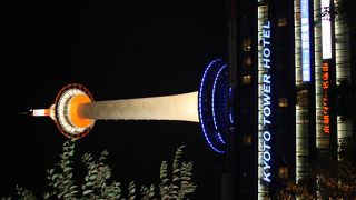 目立つ建物です