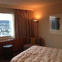 部屋は景色もよく開放的