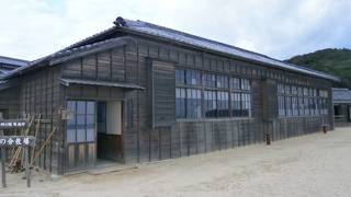 レトロな映画の舞台