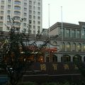 長江を望む鉄道も無い街、張家港市の中心にある老舗の大型ホテル。さすが施設も整っています。