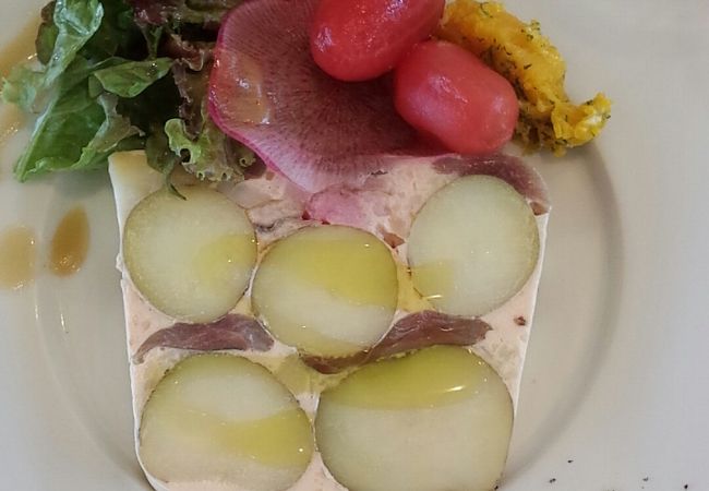 外観と内装にギャップ