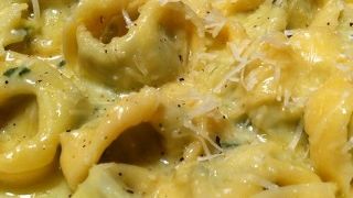 手打ちパスタがおいしい。