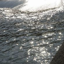 雲見海水浴場のキラキラ光る海