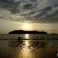 ホテル正面ビーチ