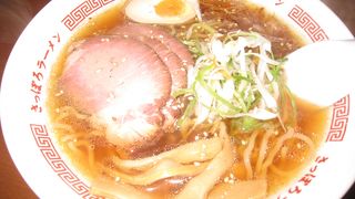 市場でラーメンも良かったです