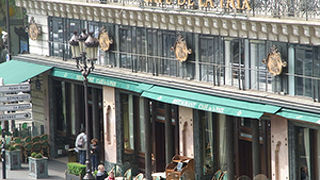 オペラ・ガルニエ前の老舗カフェ