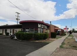 Sun -N- Sand Motel