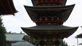 最も派手な極彩色