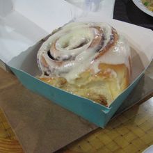 オーソドックスなシナモンロール