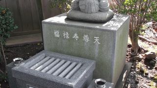 七福神巡りの福禄寿さん。ペットにも優しいお寺です