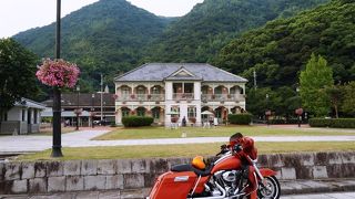 レトロ雰囲気の残る美しい港