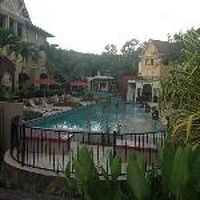 なかなか素敵なプール