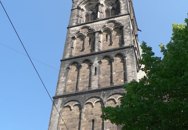 ベットヒャー通りの突き当たりの教会