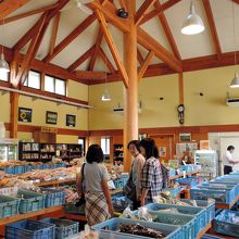 空の夢もみの木パーク　特産館
