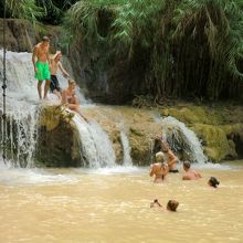 泥水の色ですね