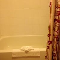 ローズ色の基調が可愛いバスルーム。