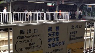 ビジネスパークや大阪城に行く際に大変、アクセスに便利な駅で、当然、出口を間違えるととんでも無い所に出てしまいます
