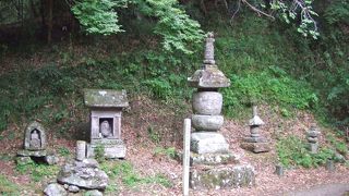 大堂は平安時代の建物で国宝です