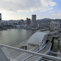 モザイクなど神戸の港町を一望できます。