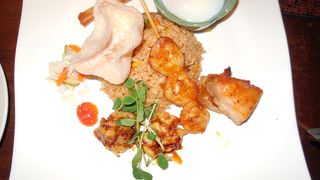 ランチでサラダ、スープが食べ放題