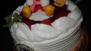 大人気のお菓子屋　味も接客も素晴らしい!!