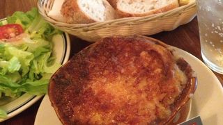 NYで美味しいオニオンスープを