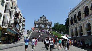 聖ポール天主堂跡前の広場≪イエズス会記念広場≫