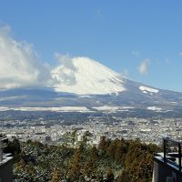 ロビーからの富士山の眺め