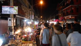 毎週日曜日お祭り
