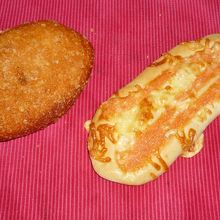 カレーパンと明太ボード（チーズと明太子）