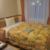 一般的な東横インの部屋である