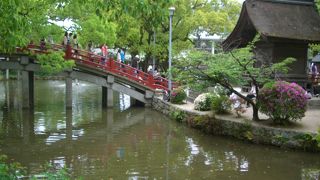 改札出たらすぐ参道