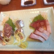 イワシとマグロのお刺身