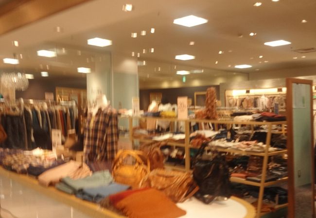 20ブランド以上が揃っている