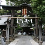 金鑚神社は、「かなさなじんじゃ」と読みます