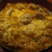 大館に来たらここで比内鶏の親子丼を食べるのが定番になっているくらいポピュラーなお店