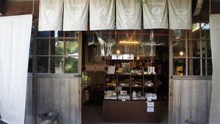 なんかプレミアムが付くような感じを受けるのは私だけではないと思います